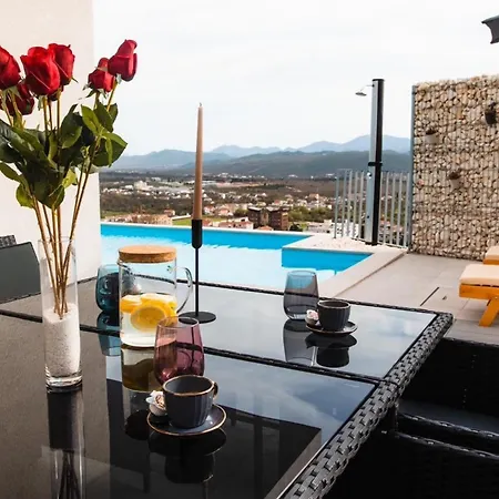 La Rose Villa